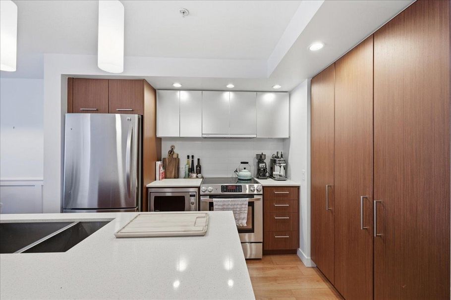 102 221 E 3rd Street North Vancouver, BC - 8