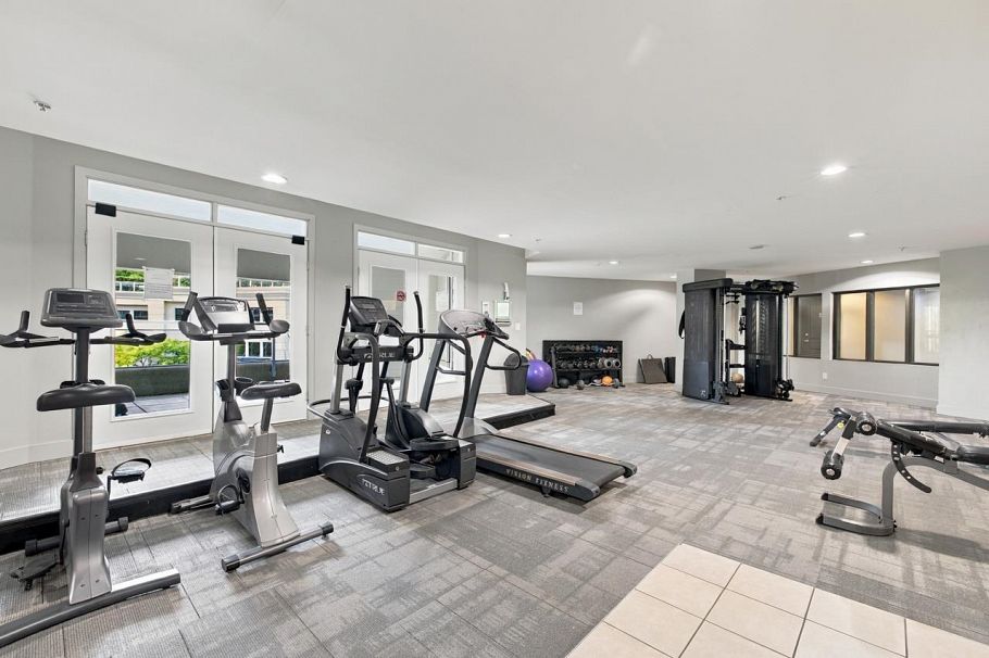 421 4028 Knight Street Vancouver, BC - 23