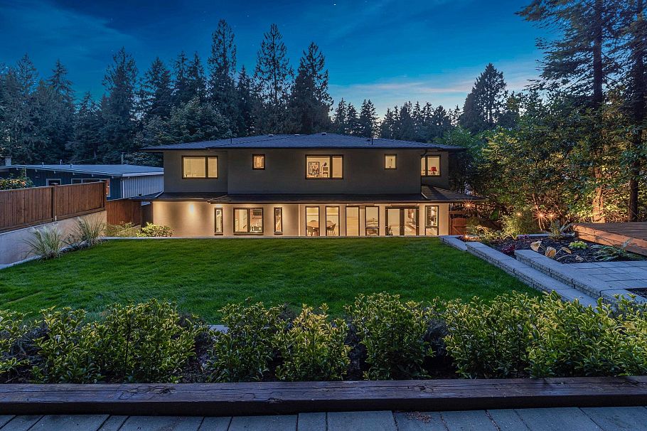 4324 Glencanyon Drive North Vancouver, BC - 33