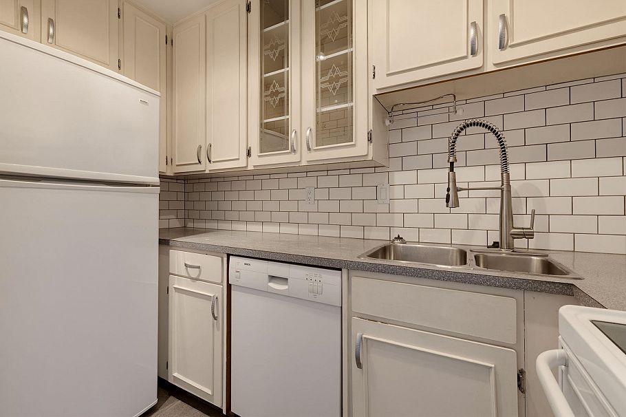 301 1930 W 3rd Avenue Vancouver, BC - 30