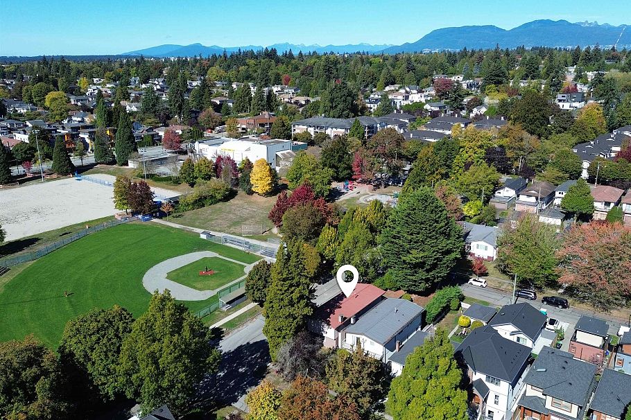 7658 Fremlin Street Vancouver, BC - 38