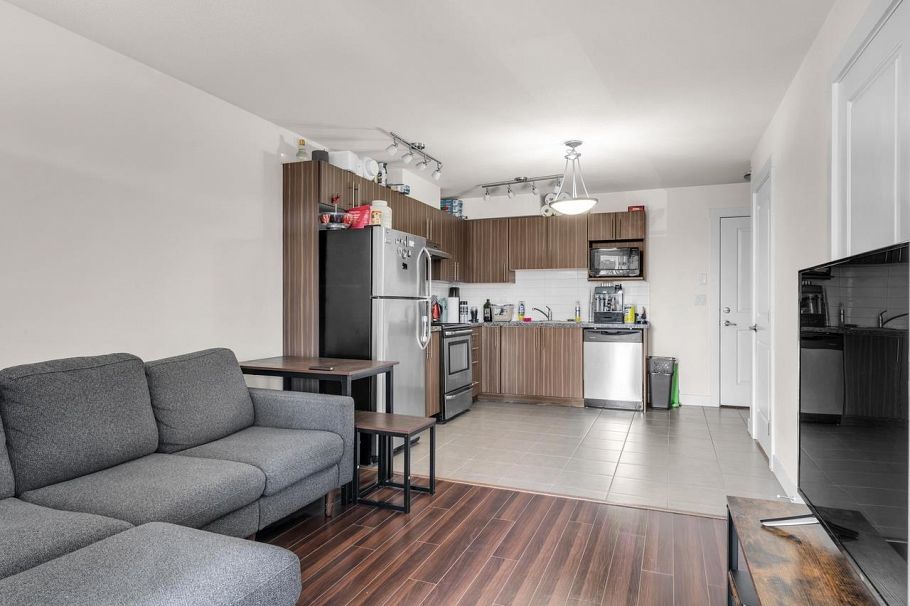 PH7 1239 Kingsway Vancouver, BC - 8