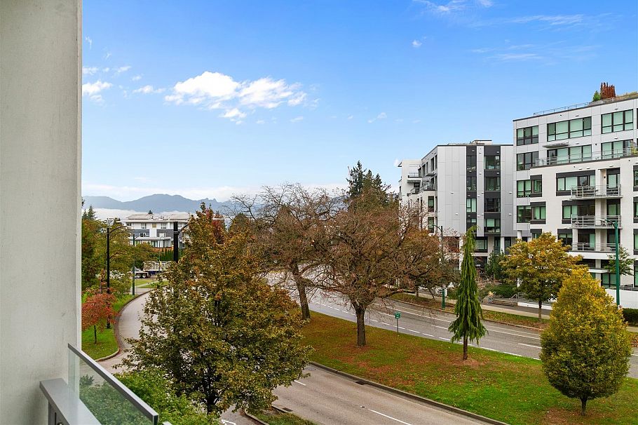 305 4963 Cambie Street Vancouver, BC - 18