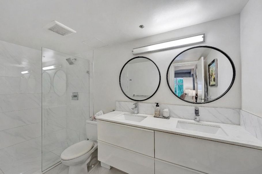 B110 1331 Homer Street Vancouver, BC - 24