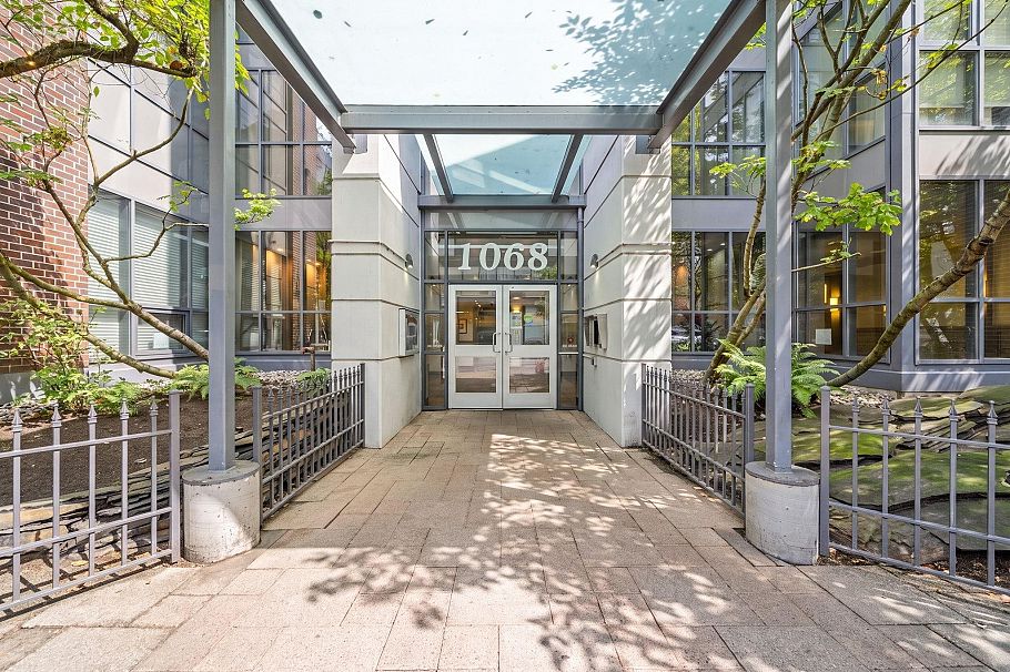1805 1068 Hornby Street Vancouver, BC - 26