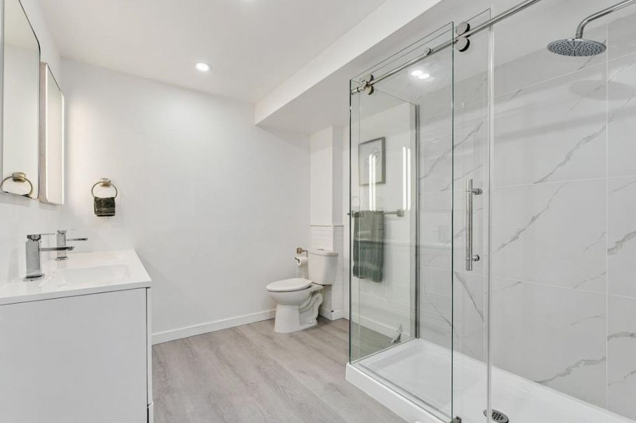 2045 Kirkstone Road North Vancouver, BC - 26