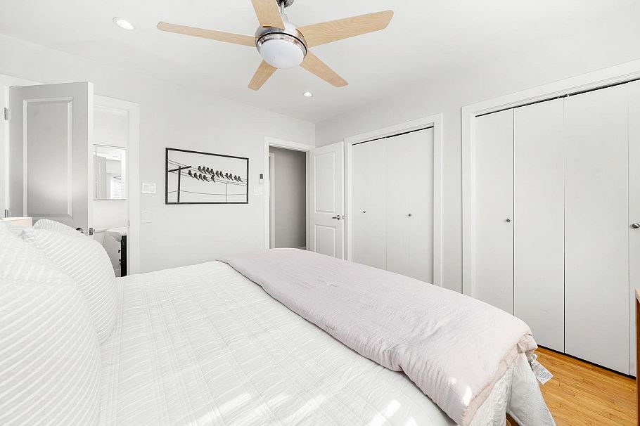1147 Deep Cove Road North Vancouver, BC - 15