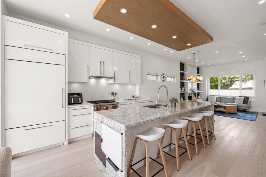 506 E 18th Avenue Vancouver, BC - 18