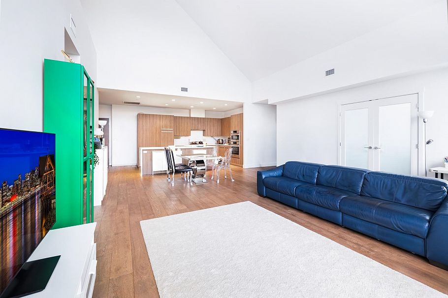 1203 1210 E 27th Street North Vancouver, BC - 24