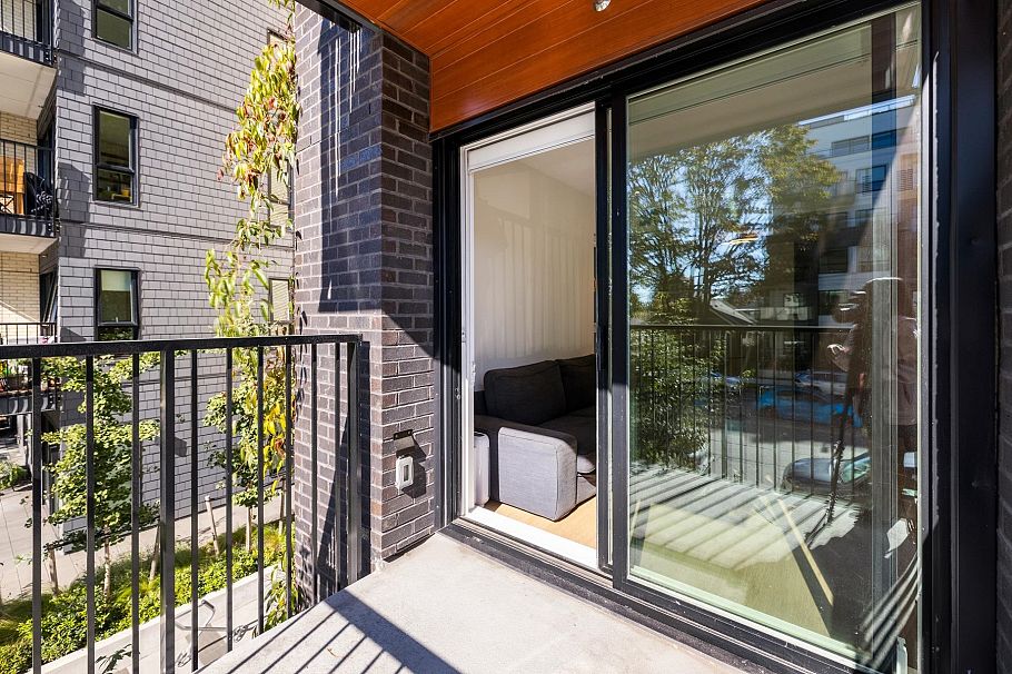 204 2235 E Broadway Street Vancouver, BC - 17