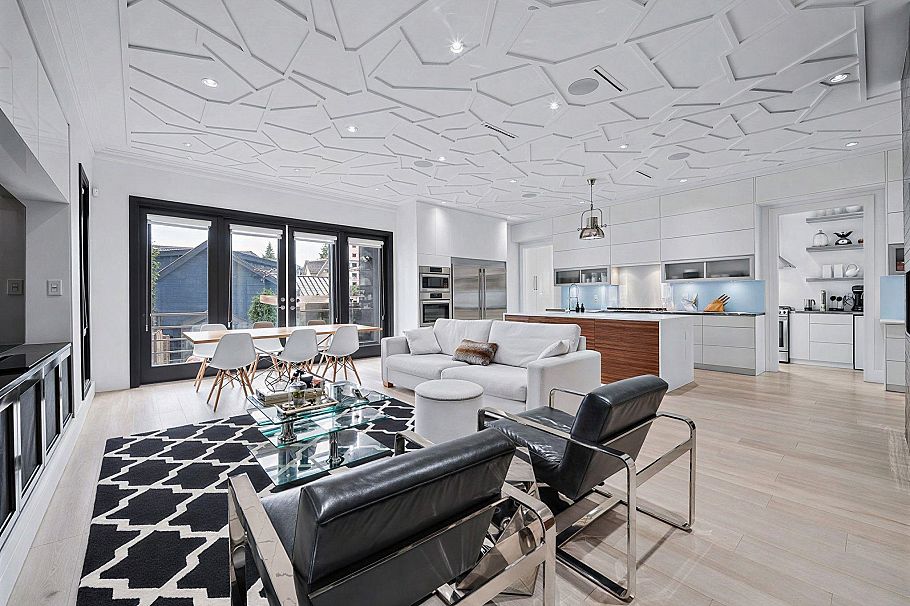 3626 E 48th Avenue Vancouver, BC - 5