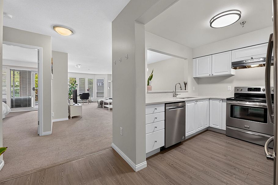 208 2288 W 12th Avenue Vancouver, BC - 5