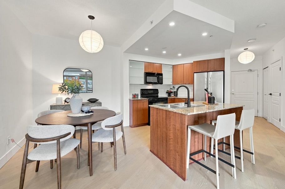 421 4028 Knight Street Vancouver, BC - 6