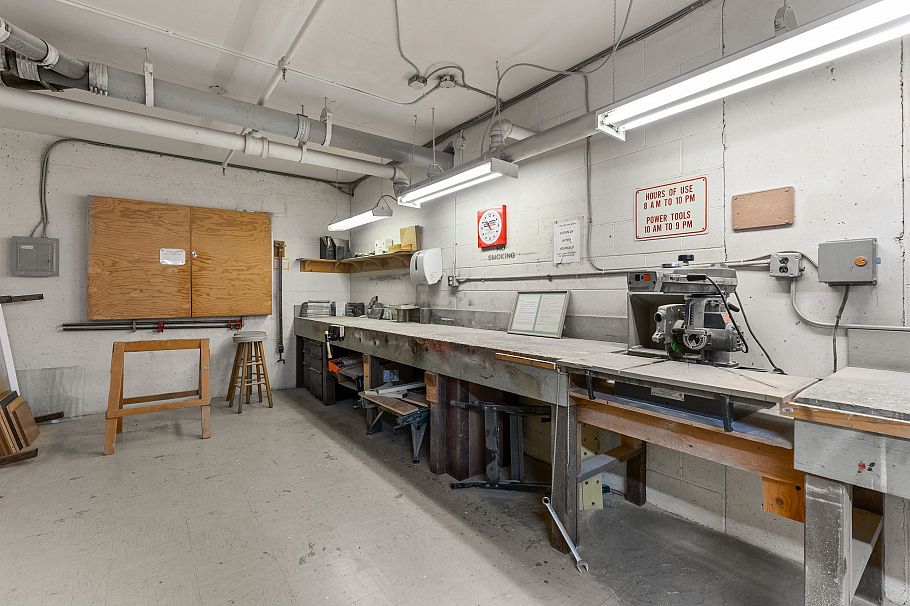 403 2024 Fullerton Avenue North Vancouver, BC - 33