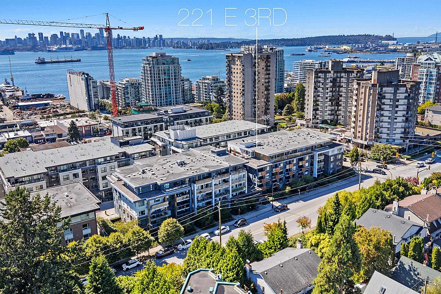 108 221 E 3rd Street North Vancouver, BC - 25