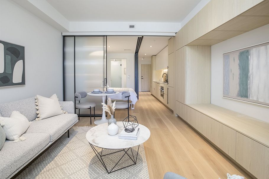 426 2471 St. George Street Vancouver, BC - 6