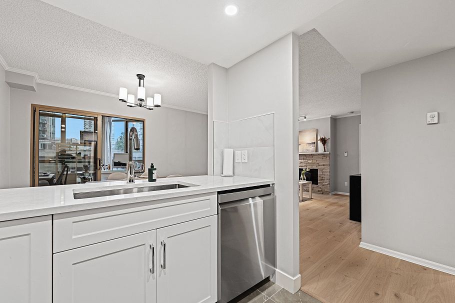 906 867 Hamilton Street Vancouver, BC - 11