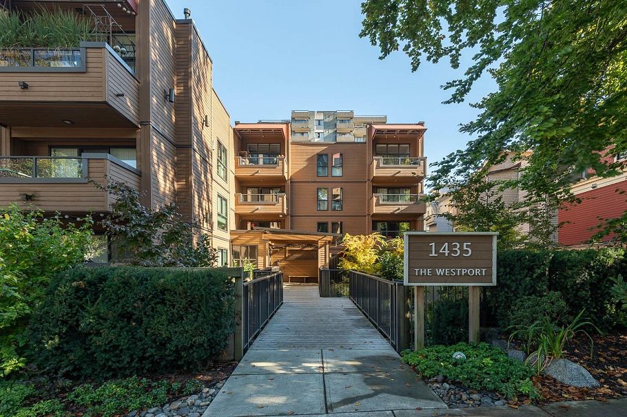 208 1435 Nelson Street Vancouver, BC - 21