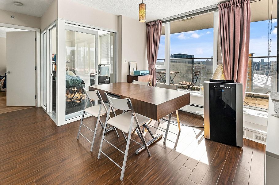 3701 188 Keefer Place Vancouver, BC - 6