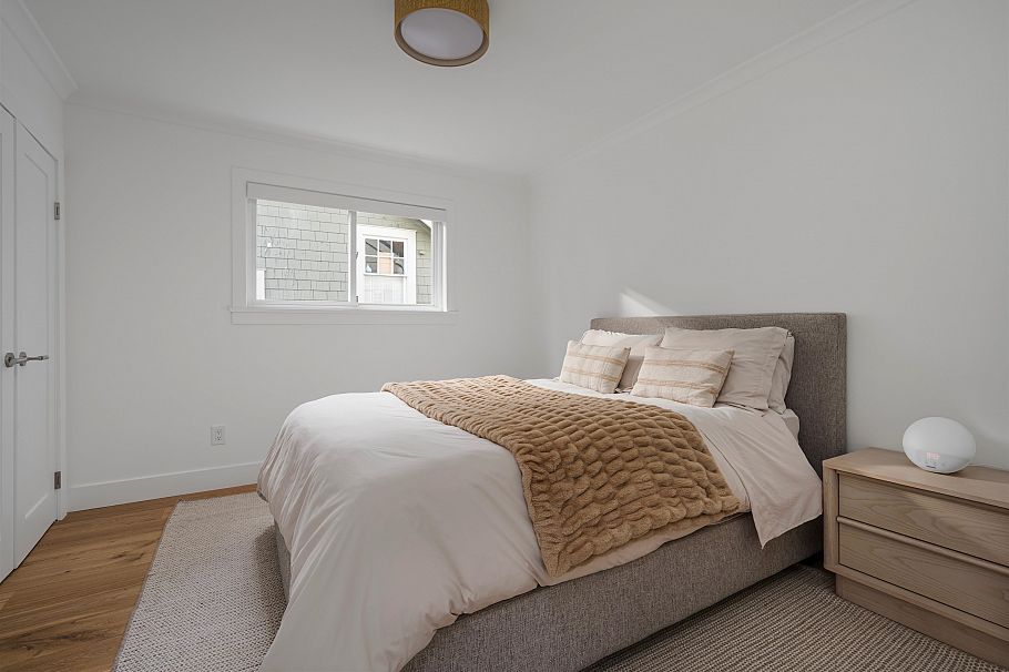 3250 W 37th Avenue Vancouver, BC - 29