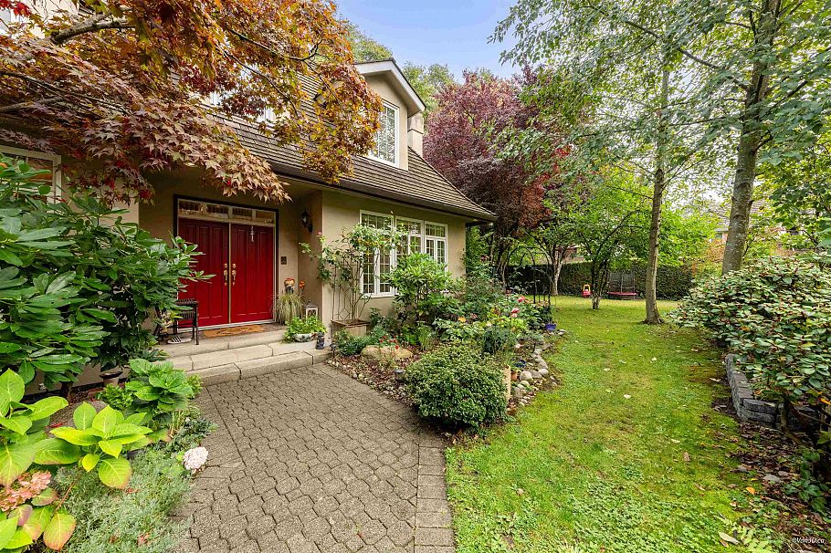 8530 Anglers Place Vancouver, BC - 1