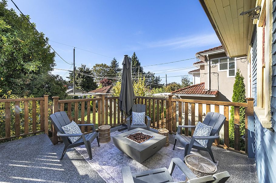 2580 Cambridge Street Vancouver, BC - 16