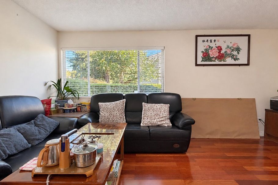 29 3417 E 49th Avenue Vancouver, BC - 5