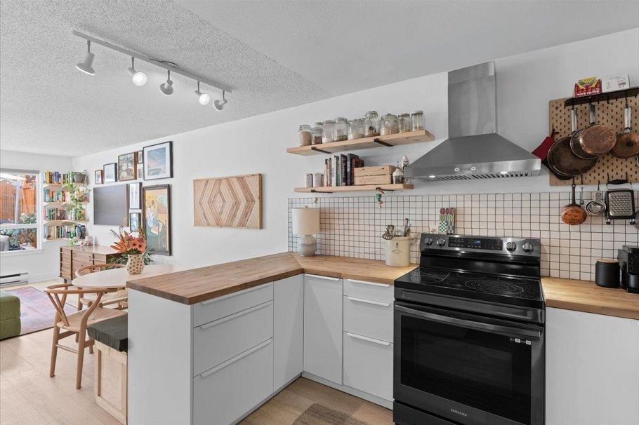 109 808 E 8th Avenue Vancouver, BC - 2