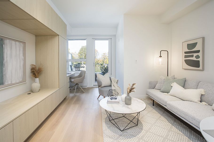 426 2471 St. George Street Vancouver, BC - 1