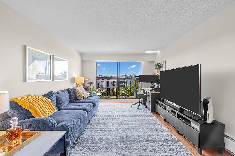 205 252 W 2nd Street North Vancouver, BC - 19