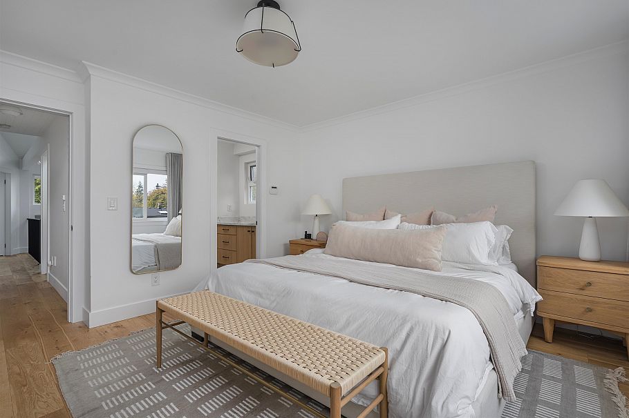 3250 W 37th Avenue Vancouver, BC - 23