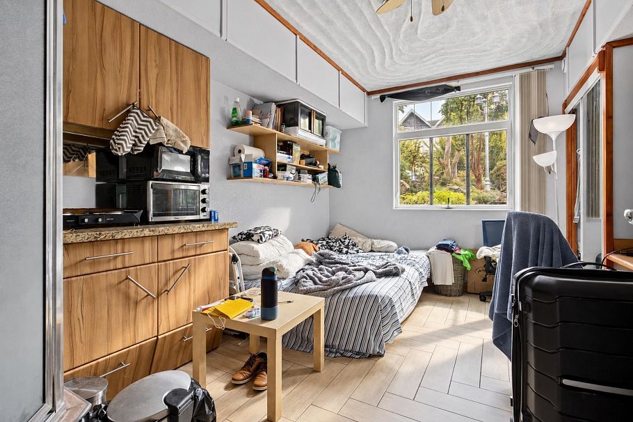 368 E 33rd Avenue Vancouver, BC - 27