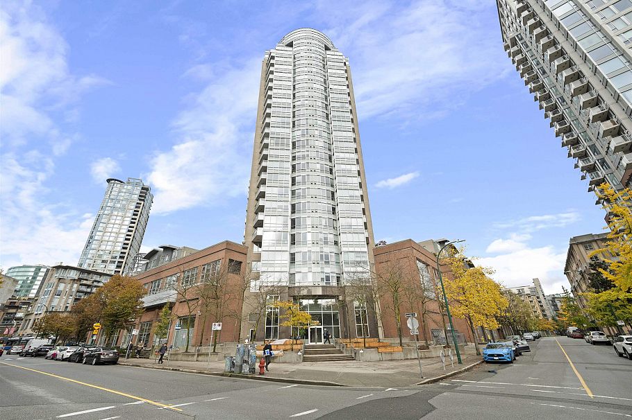 2501 63 Keefer Place Vancouver, BC - 2