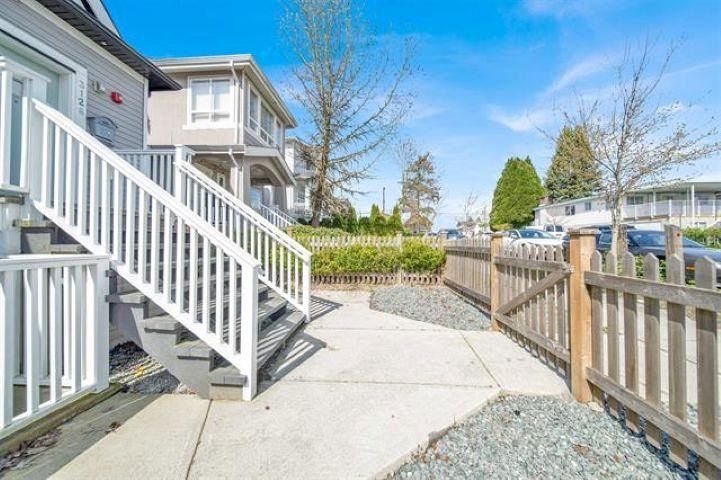 3128 Kings Avenue Vancouver, BC - 18