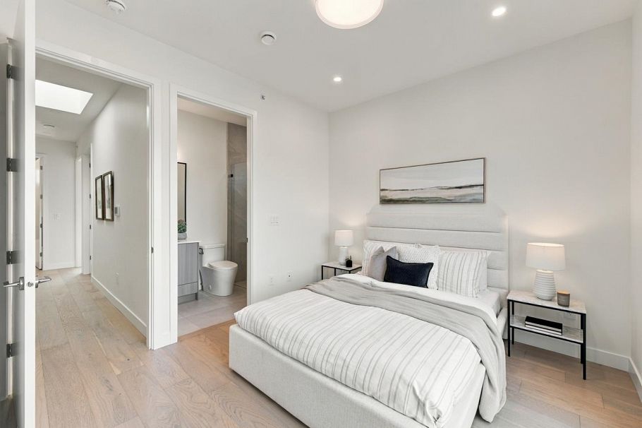 1 3183 Graveley Street Vancouver, BC - 18