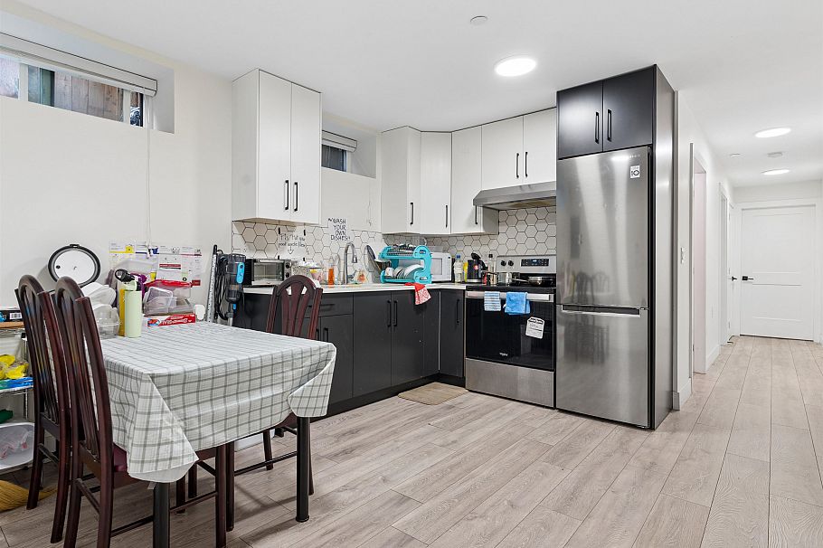 797 E 18th Avenue Vancouver, BC - 32