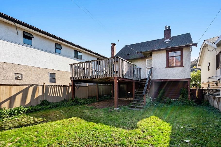 3433 W 12th Avenue Vancouver, BC - 5