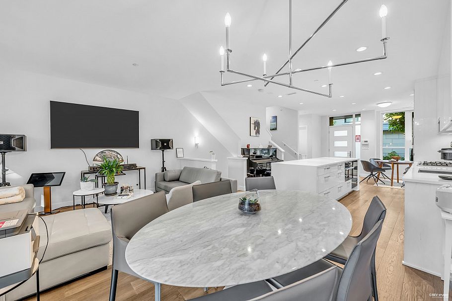 TH-5 5410 Shortcut Road Vancouver, BC - 8