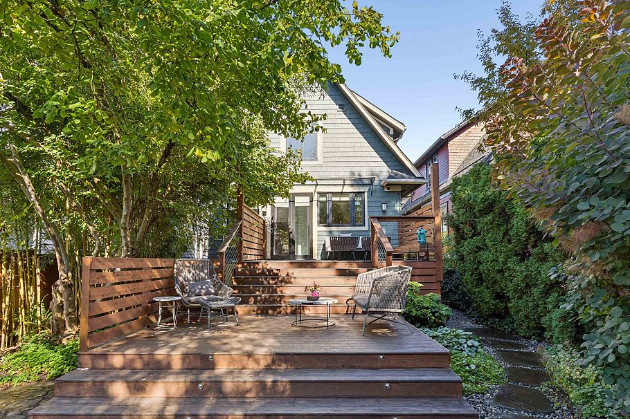 1204 E 14th Avenue Vancouver, BC - 37