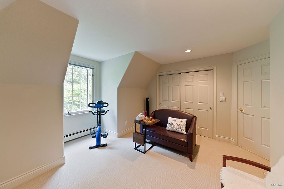 8530 Anglers Place Vancouver, BC - 27