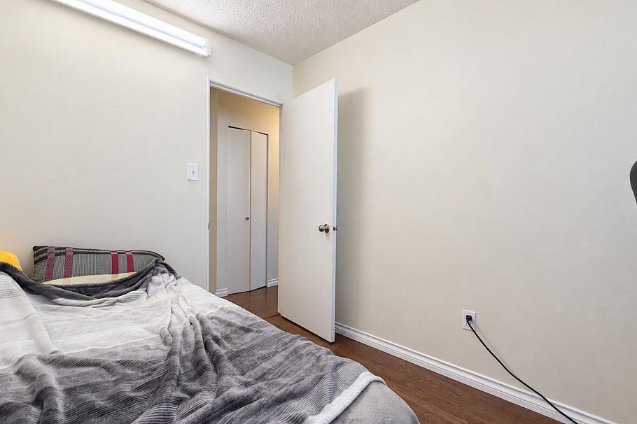 29 3417 E 49th Avenue Vancouver, BC - 20