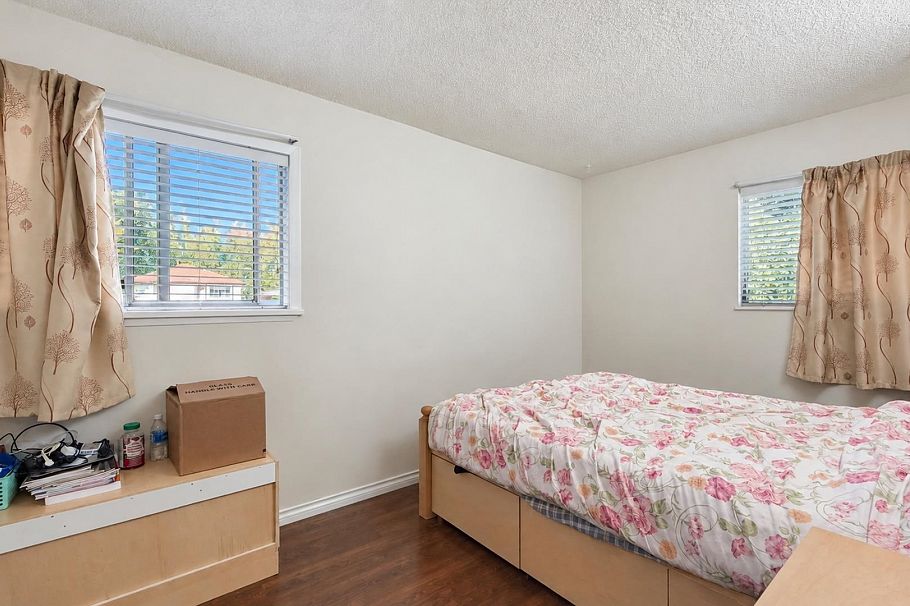 29 3417 E 49th Avenue Vancouver, BC - 15