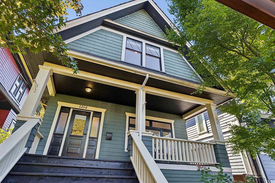 1204 E 14th Avenue Vancouver, BC - 1