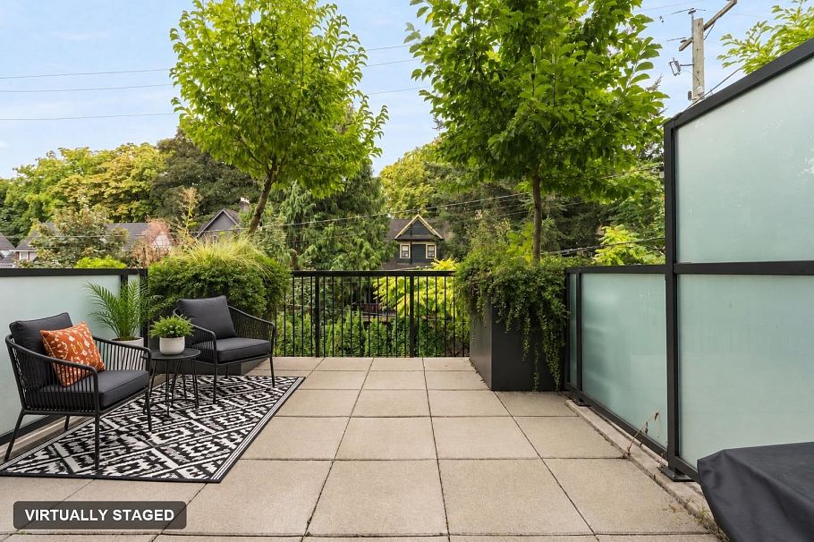 212 2520 Guelph Street Vancouver, BC - 17