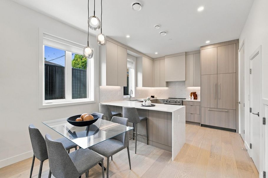 1 3183 Graveley Street Vancouver, BC - 11