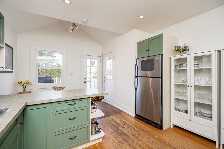 3415 Dundas Street Vancouver, BC - 14