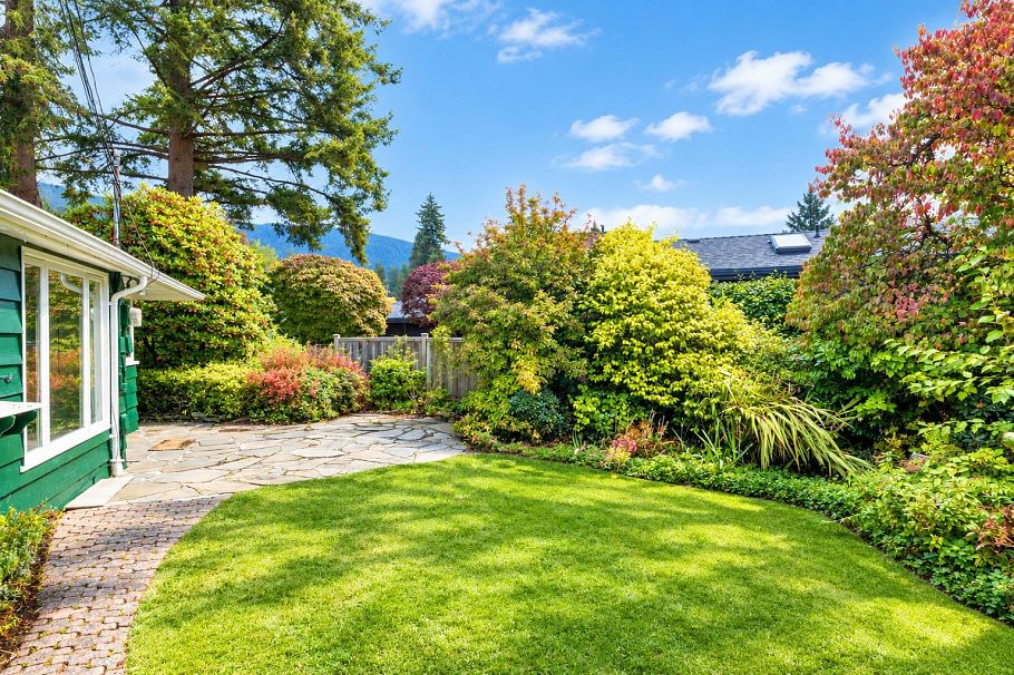3692 Sunnycrest Drive North Vancouver, BC - 19