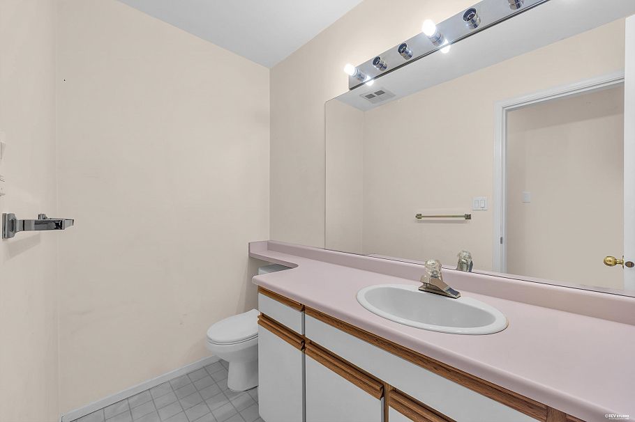 3681 Scales Place Vancouver, BC - 30