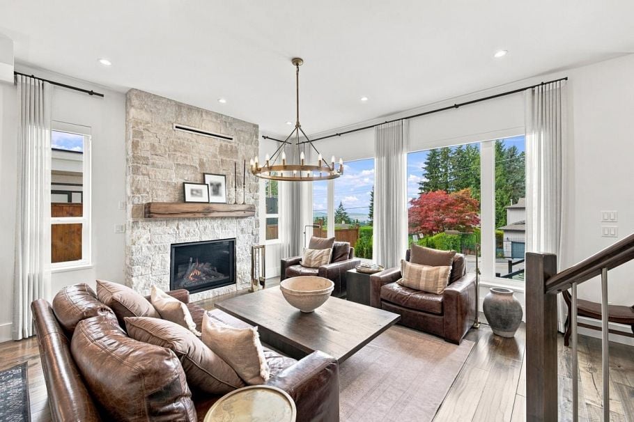 3840 Prospect Road North Vancouver, BC - 1