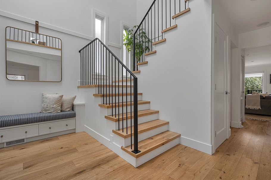 3250 W 37th Avenue Vancouver, BC - 18